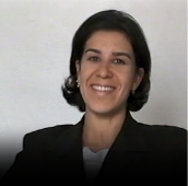 Flavia Regina Oliveira